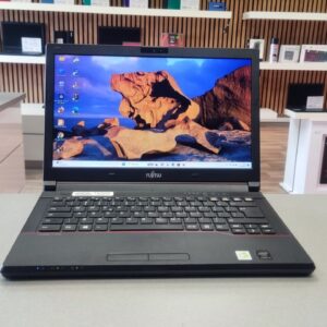 Fujitsu Lifebook E544 i5 / 16 Ram / 1000 SSD / Intel HD WIN11